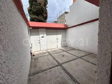 Casa en renta en La Cebada San Lorenzo, Xochimilco, CDMX
