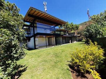 CASA EN RENTA EN LA PARTE ALTA DEL PUEBLO