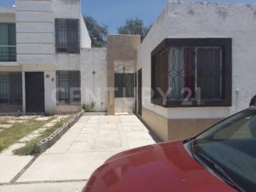Casa en Renta en Laguna de Santa Rita, San Luis Potosí, S.L.P