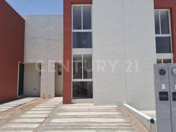 Casa en Renta en Landa Residencial