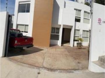 Casa en Renta en Loma Dorada, Querétaro | Ubicación privilegiada y amplios espac