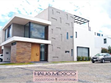 Casa en renta en Lomas de Angelópolis II, San Andrés Cholula, Puebla