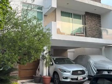 Casa en renta en Lomas de Angelópolis, San Andrés Cholula, Puebla