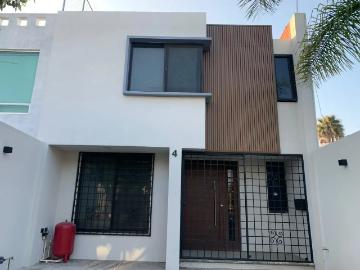 CASA EN RENTA EN LOMAS DEL VALLE