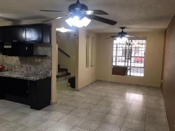 CASA EN RENTA EN PUERTA DEL NORTE ESCOBEDO