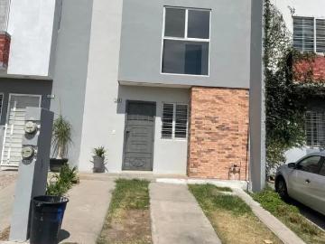 Casa en Renta en Parques de Tesistán, Zapopan, Jalisco