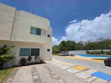 Casa en renta en Playa del Carmen amueblada y equipada