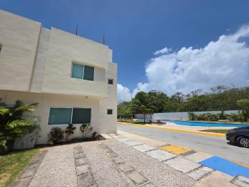 Casa en renta en Playa del Carmen amueblada y equipada