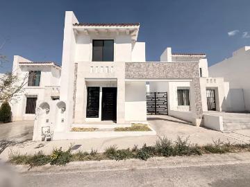 Casa en renta en Portal de las Lomas, Saltillo, Coahuila de Zaragoza