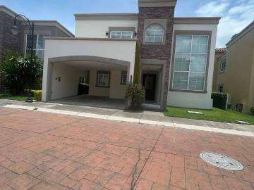CASA EN RENTA EN PORTOFINO METEPEC, MEX
