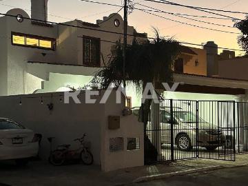 CASA EN RENTA EN PRIVADA DE CHUBURNA