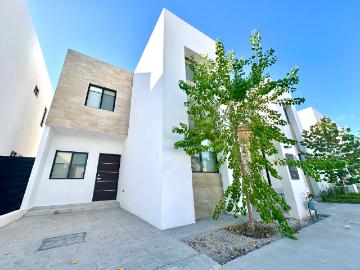 Casa en Renta en Quintas La Cima, Torreón