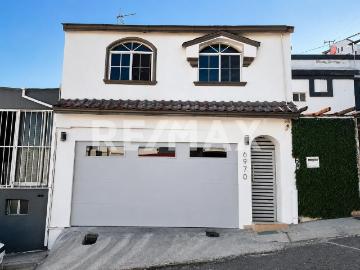 CASA EN RENTA EN RESIDENCIAL AGUA CALIENTE, TIJUANA