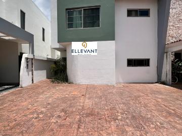 CASA EN RENTA EN RESIDENCIAL CUMBRES