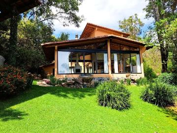 Casa en Renta en Rincón de Estradas Valle de Bravo