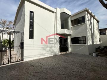 Casa en Renta en Saltillo, Los Doctores,, 3 recámaras, 2.5 baños, 350.00 m2 terreno, 270.00 m2 construcción