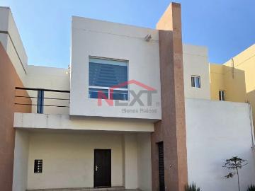 Casa en Renta en Saltillo, Villa Vergel Residencial,, 3 recámaras, 2.5 baños, 200.00 m2 terreno, 200.00 m2 construcción