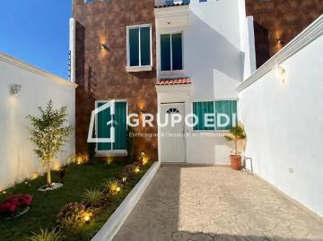 CASA EN RENTA EN SAN LORENZO ALMECATLA