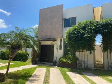 Casa en renta en Santa Rita Cholul, M?rida, Yucat?n