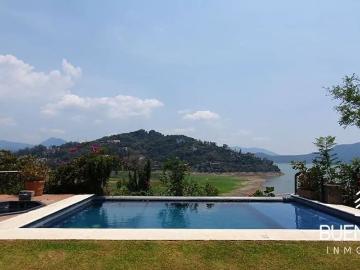 Casa en Renta en Valle de Bravo, Valle de Bravo, Estado De México