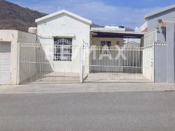 Casa en Renta en Villas del Rey II