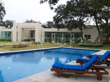 CASA EN RENTA ENCINOS, ALTAMIRA