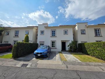 CASA EN RENTA FRACC. VILLA ROMANA SAN LORENZO COACALCO EN METEPEC