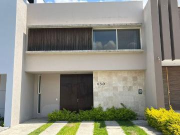 Casa en renta Fraccionamiento Valle Imperial, Zapopan, Jalisco