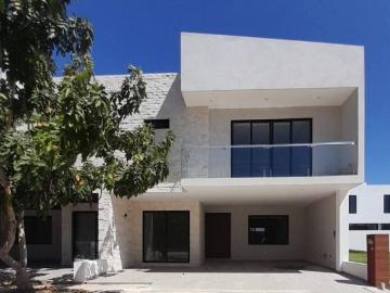 Casa en renta Fraccionamiento Las Hadas, Prolongación Paseo Usumacinta, Villahermosa, Tabasco, México