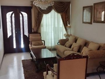 Casa en renta Fraccionamiento Las Quintas, Culiacán