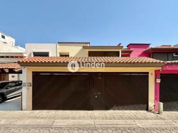 Casa en renta Fraccionamiento Lomas De Angelópolis, San Andrés Cholula