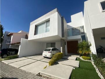 Casa en renta Fraccionamiento Lomas De Angelópolis, San Andrés Cholula