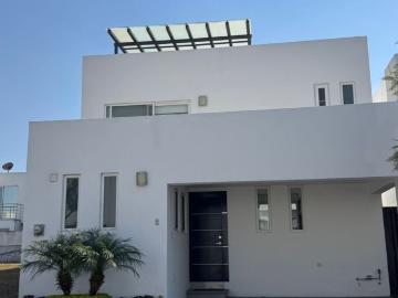 Casa en renta Fraccionamiento Lomas De Angelópolis, San Andrés Cholula