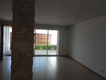 Casa en renta Hunter Douglas, Cerrada Ocolusen, Las Américas, Morelia, Michoacán De Ocampo, 58270, Mex