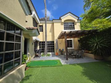 Casa en renta Hacienda Palo Blanco, San Pedro Garza García
