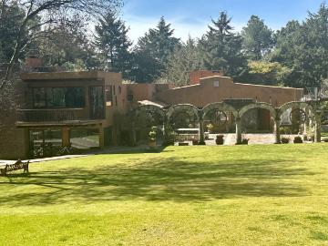 Casa en Renta Hacienda San Martin con amplio jardín y 3 recámaras