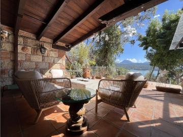 CASA EN RENTA I VISTA AL LAGO I JACUZZI I AMUEBLADA I VALLE DE BRAVO