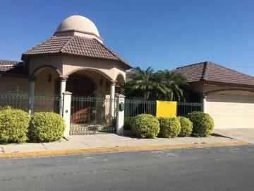 Casa en renta Jardines Del Valle, San Pedro Garza García, San Pedro Garza García