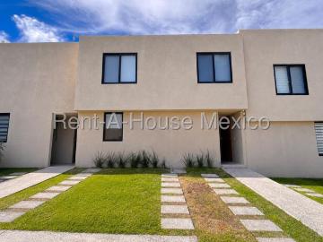 Casa en renta La Esencia 2400, Paseos De Zakia Poniente, Zakia, Querétaro, México