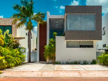 Casa en renta Lagos Del Sol, Cancún, Q Roo, México