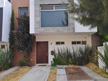 Casa en fraccionamiento en renta Calle Paseo Sinfonía, Lomas De Angelópolis, Distrito Sonata, San Andrés Cholula, Puebla, 72826, México