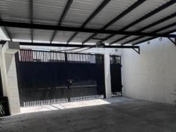 Casa en Renta Lomas del Valle