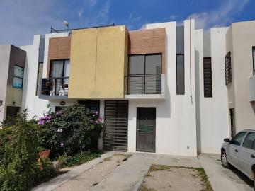 Casa en renta Circuito Lago Miramar, Los Lagos, San Luis Potosí, 78397, Mex