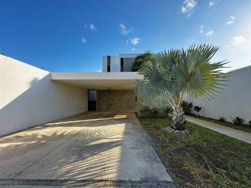 Casa en renta Pueblo Conkal, Conkal