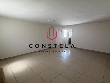 Casa en renta para habitaci?n y oficinas en la Col. Magisterial