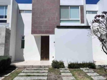 Casa en renta Parque Provenza, Boulevard De Los Volcanes, Lomas De Angelópolis, Puebla De Zaragoza, Puebla, México