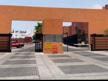 CASA EN RENTA, PEÑUELAS 99, QUERÉTARO