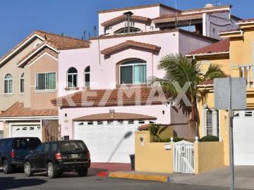 Casa en renta Playa Hermosa, Ensenada, Ensenada