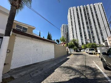 Casa en Renta por Av. Guadalupe y Av. Rafael Sancio en Zapopan, Jalisco, México