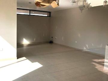 Casa en renta Privada Condesa De Juriquilla 1117 1135, La Condesa, Cumbres Del Lago, La Antigua Juriquilla, Querétaro, 76230, Mex